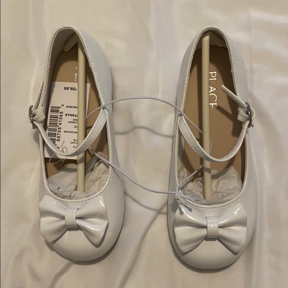 White dress shoes/The children’s Place/size 10
